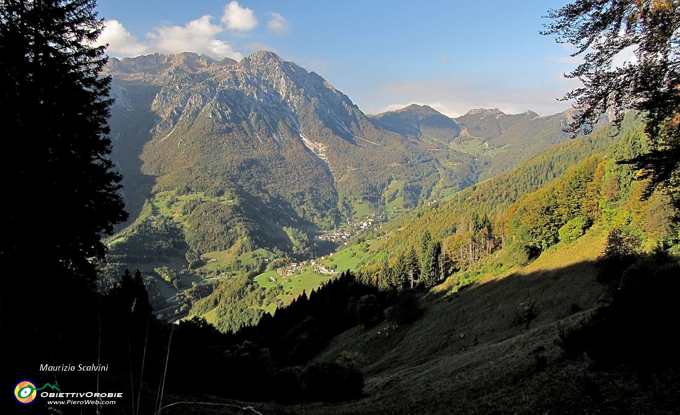 10 Panorama dal Colle Dudello....JPG